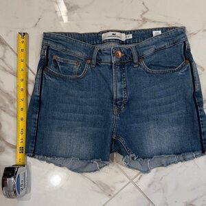 Vineyard Vines Jamie striped grosgrain denim shorts.